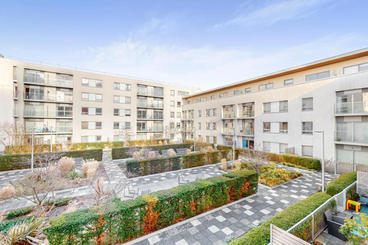 Lovely 1 Bed Apartment In Streatham London Eksteriør billede